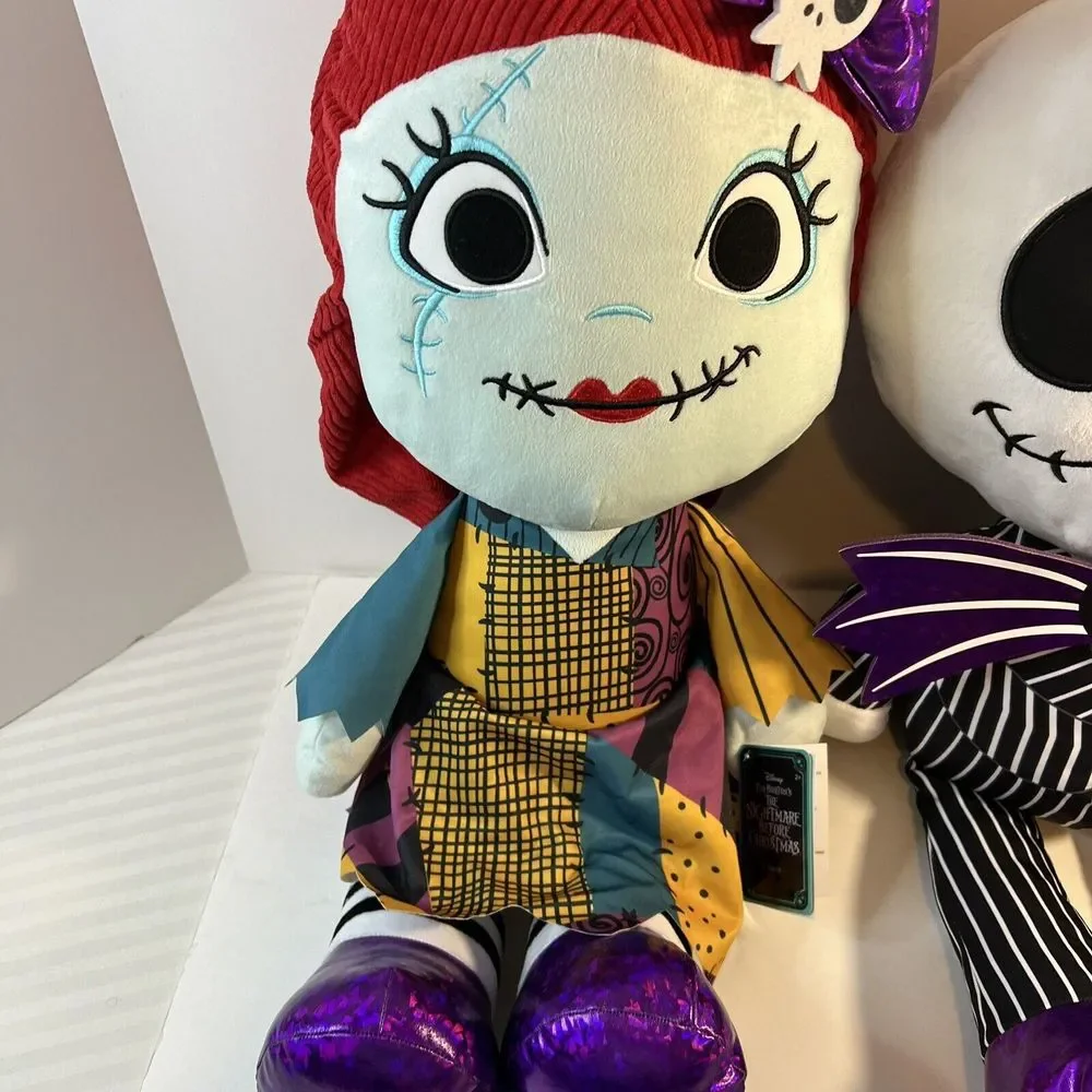 DISNEY Nightmare Before Christmas Jumbo Jack and‎ Sally 32